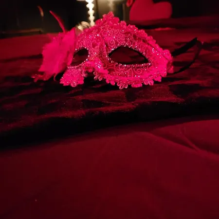 Romantique Le Glamour Maze